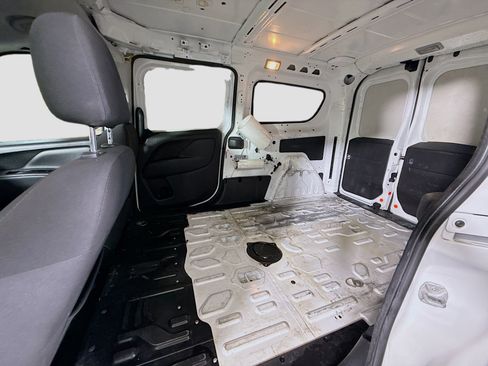 Used 2022 RAM ProMaster City Tradesman FWD image 24