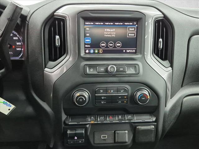Used 2020 Chevrolet Silverado 1500 Custom w/ Custom Value Package AWD/4WD image 14