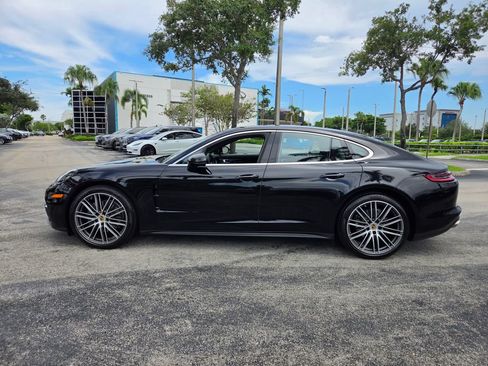 Used 2018 Porsche Panamera 4S AWD/4WD image 16