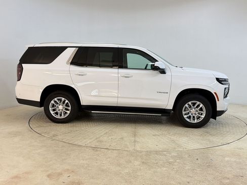 Used 2025 Chevrolet Tahoe LT AWD/4WD image 8