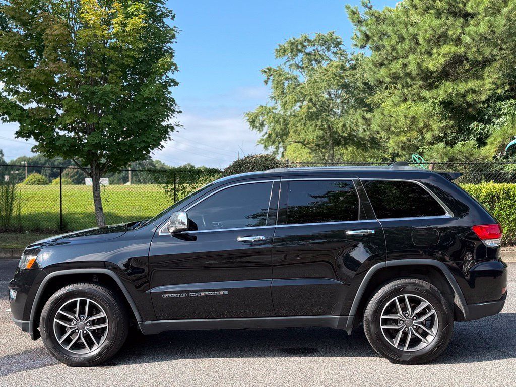 Used 2019 Jeep Grand Cherokee Limited AWD/4WD image 2