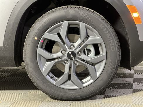 New 2026 Kia Seltos LX image 10