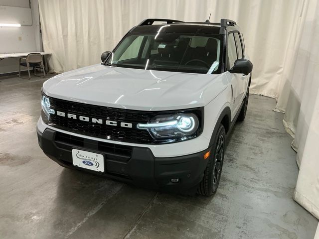 New 2025 Ford Bronco Sport Outer Banks w/ Outer Banks Tech Package+ AWD/4WD image 8