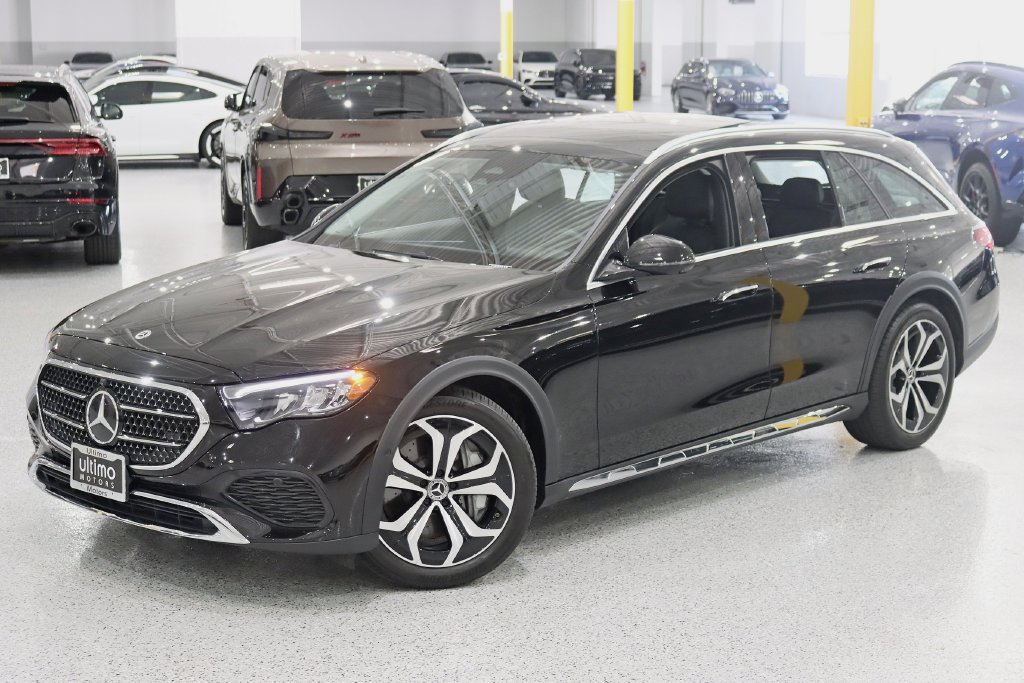 Used 2025 Mercedes-Benz E 450 4MATIC All-Terrain Wagon w/ Leather Package image 7