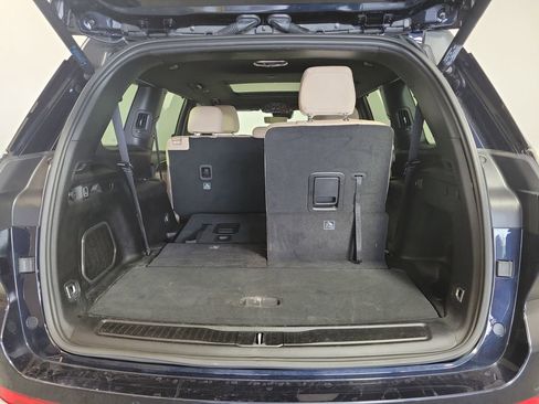 Used 2024 Jeep Grand Cherokee L Limited w/ Luxury Tech Group II image 26