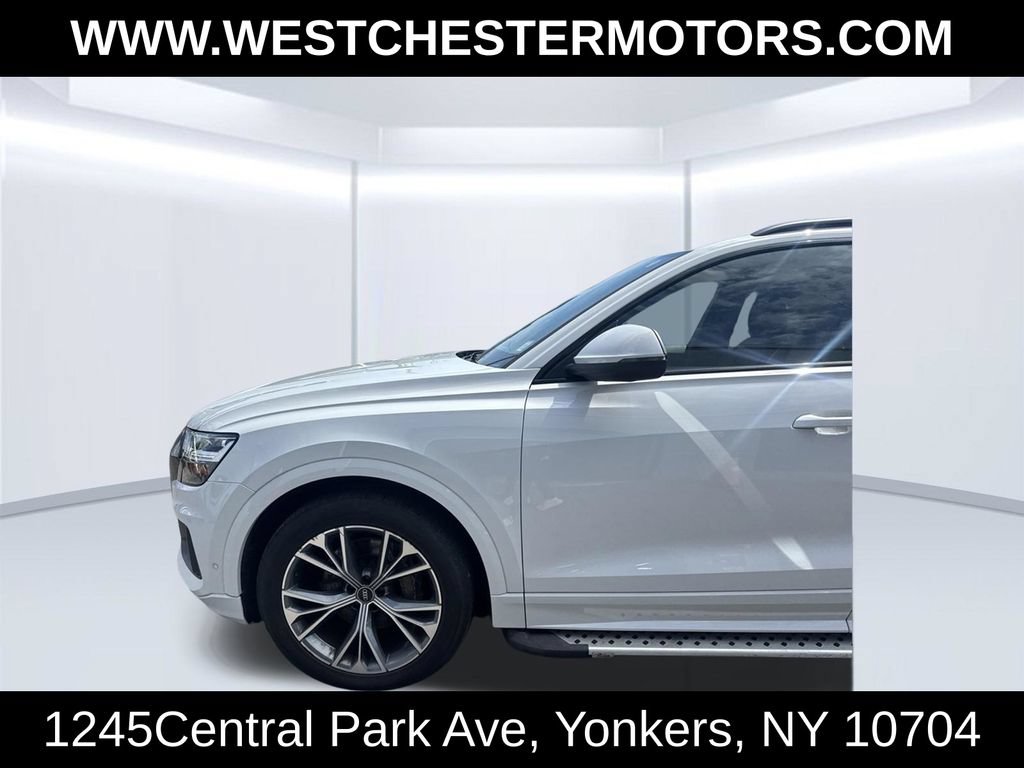 Used 2021 Audi Q8 Premium w/ Black Optic Package AWD/4WD image 9