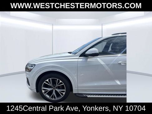 Used 2021 Audi Q8 Premium w/ Black Optic Package AWD/4WD image 9