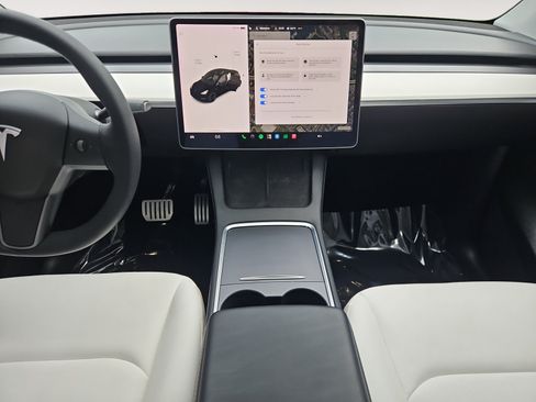 Used 2022 Tesla Model Y Performance AWD/4WD image 11