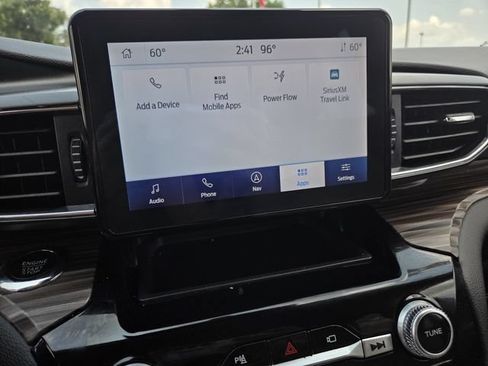 Used 2023 Ford Explorer Limited w/ Hybrid Equipment Group 310A RWD image 10