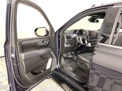 Used 2023 GMC Yukon SLT image 28