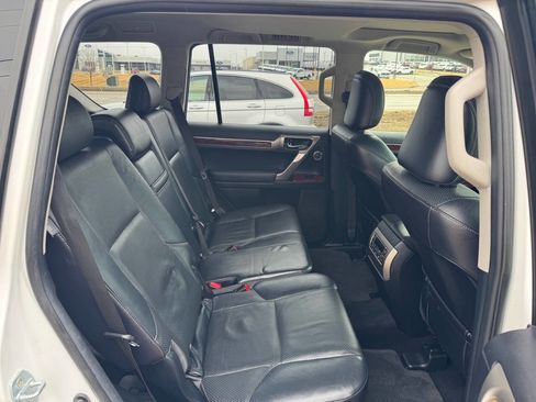 Used 2013 Lexus GX 460 Premium image 14