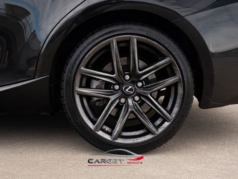 Used 2018 Lexus IS 300 F Sport w/ F Sport Package image 9