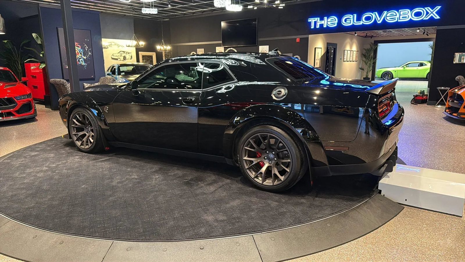Used 2021 Dodge Challenger SRT Hellcat Redeye RWD image 4