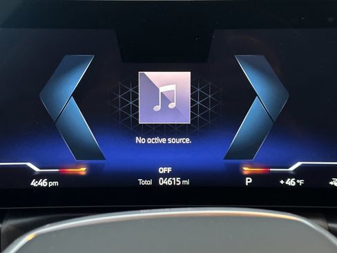 Used 2025 BMW i4 eDrive40 w/ Driving Assistance Package image 23