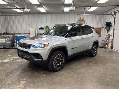 Used 2025 Jeep Compass Trailhawk w/ Trailhawk Elite Group