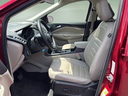 Used 2018 Ford Escape SEL w/ Ford Safe & Smart Package AWD/4WD image 11