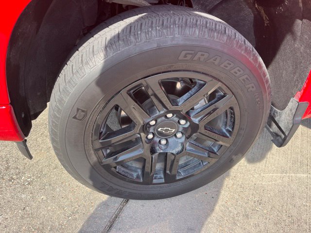 Used 2024 Chevrolet Silverado 1500 Custom AWD/4WD image 26