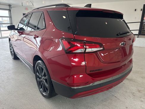 Used 2022 Chevrolet Equinox RS FWD image 19