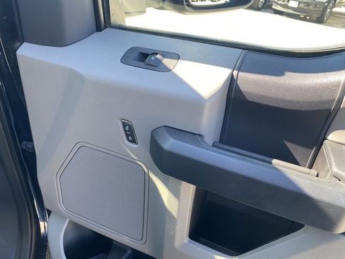 Used 2022 Ford F350 XL w/ Power Equipment Group image 5