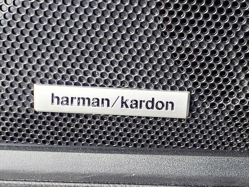 Certified 2025 Subaru Outback Limited image 18