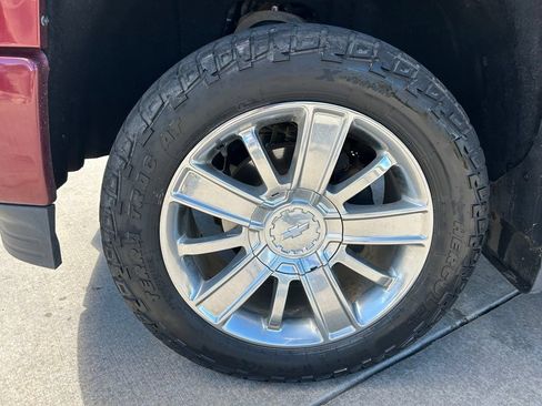 Used 2014 Chevrolet Silverado 1500 High Country w/ High Country Premium Package AWD/4WD image 33