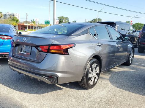 Certified 2020 Nissan Altima 2.5 S FWD image 6