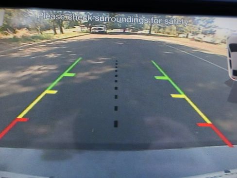 Used 2018 Ford Fusion SE w/ Equipment Group 201A FWD image 35