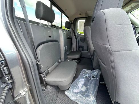 Used 2026 Nissan Frontier S w/ S Utility Package AWD/4WD image 15