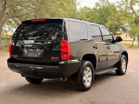 Used 2014 GMC Yukon SLE AWD/4WD image 4
