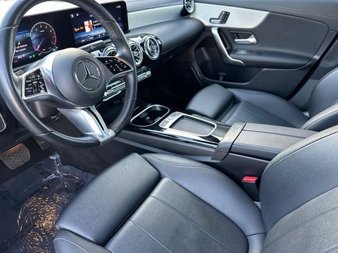 Used 2025 Mercedes-Benz CLA 250 image 10