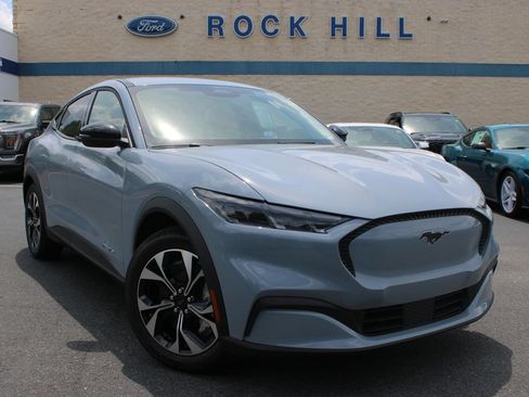 New 2026 Ford Mustang Mach-E Select RWD image 11