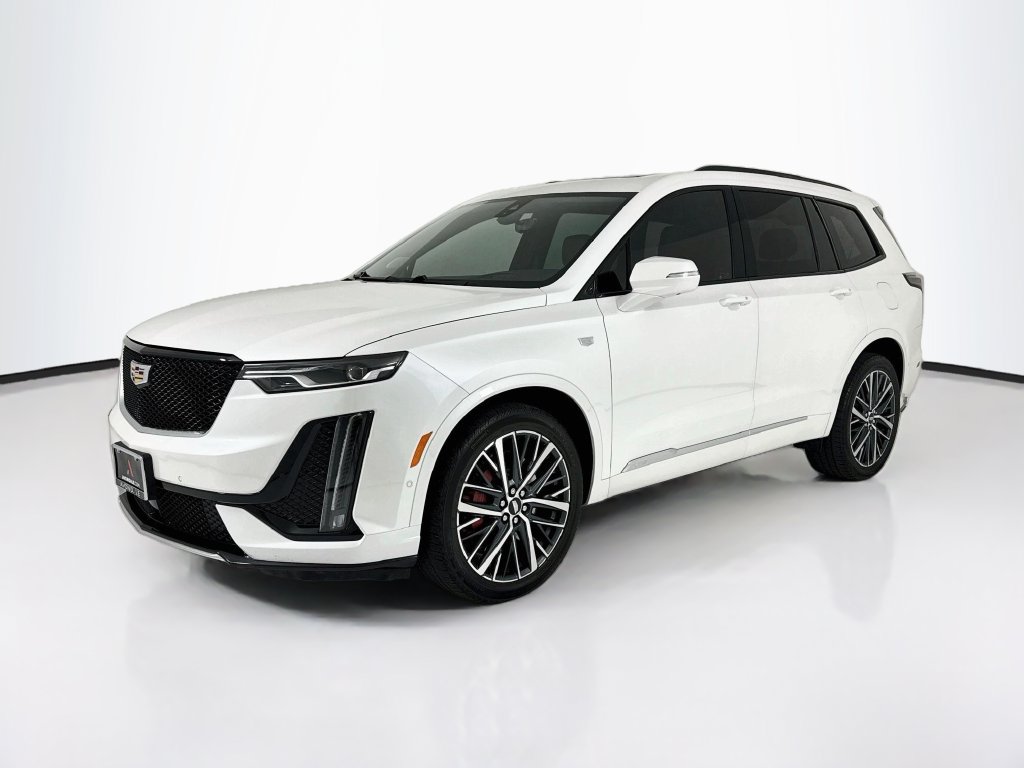 Used 2022 Cadillac XT6 Sport w/ Technology Package AWD/4WD image 1