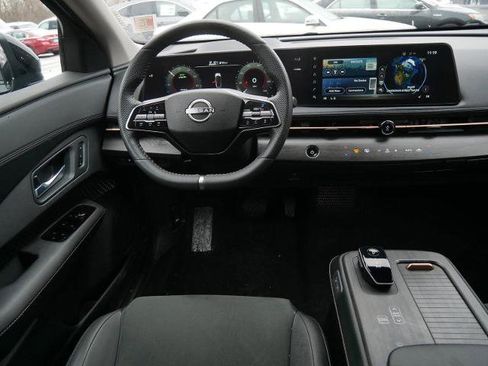 Certified 2025 Nissan Ariya ENGAGE e-4ORCE image 12