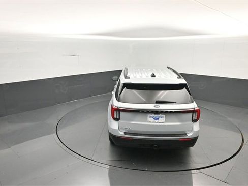 New 2026 Ford Explorer Active image 25