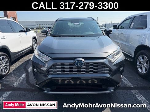 Used 2019 Toyota RAV4 XSE AWD/4WD image 2