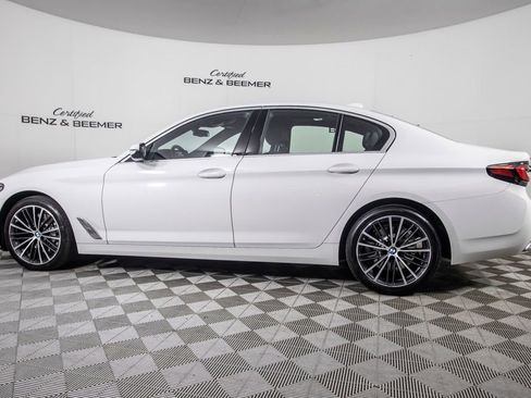 Used 2023 BMW 530i w/ Premium Package RWD image 11