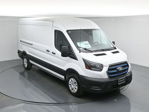 New 2026 Ford E-Transit 148 Medium Roof w/ Load Area Protection Package RWD image 33