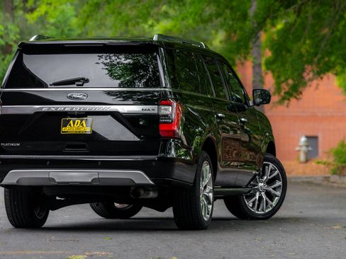 Used 2018 Ford Expedition Max Platinum AWD/4WD image 30