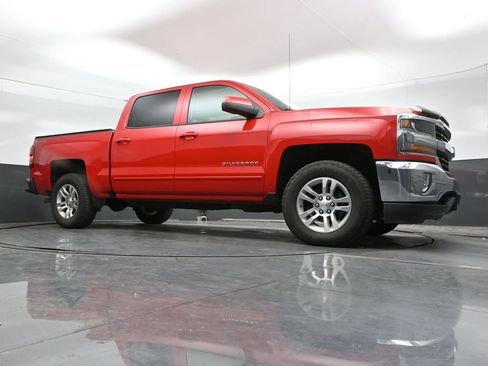 Used 2017 Chevrolet Silverado 1500 LT w/ All Star Edition AWD/4WD image 37