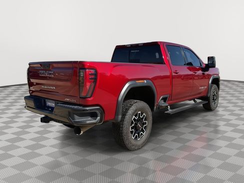 Used 2024 GMC Sierra 2500 AT4X image 5