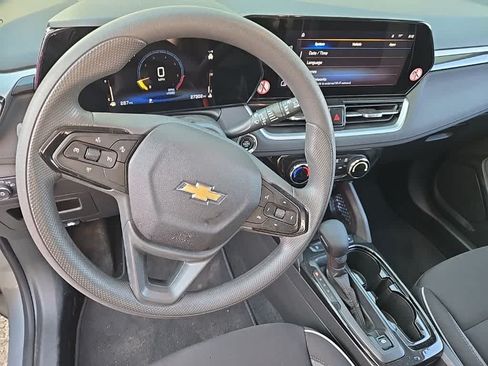 Used 2026 Chevrolet TrailBlazer LT FWD image 11