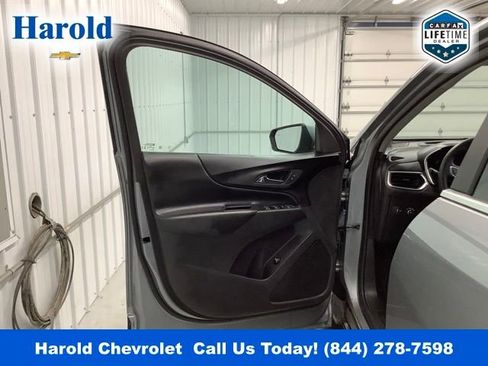 Used 2024 Chevrolet Equinox LT image 14