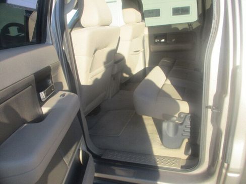 Used 2004 Ford F150 XLT image 8