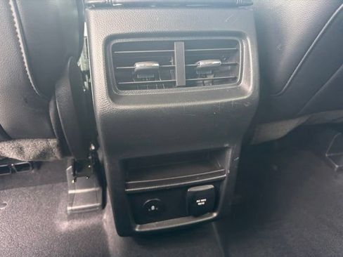 Used 2024 Ford Edge SEL w/ Convenience Package AWD/4WD image 18