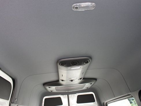 Used 2024 Mercedes-Benz Sprinter 2500 image 14