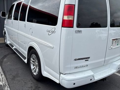 Used 2014 Chevrolet Express 1500 AWD image 46