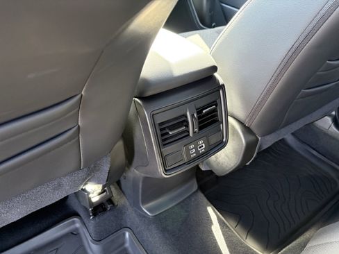 Certified 2025 Subaru Forester Premium w/ Convenience Package #1 image 31