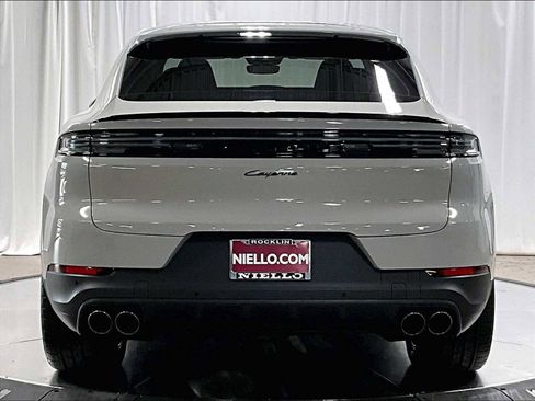 New 2026 Porsche Cayenne Coupe image 6