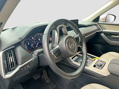 Used 2025 MAZDA CX-90 Plug-In Hybrid w/ Preferred image 10
