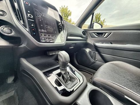 Certified 2025 Subaru Forester Premium AWD/4WD image 19